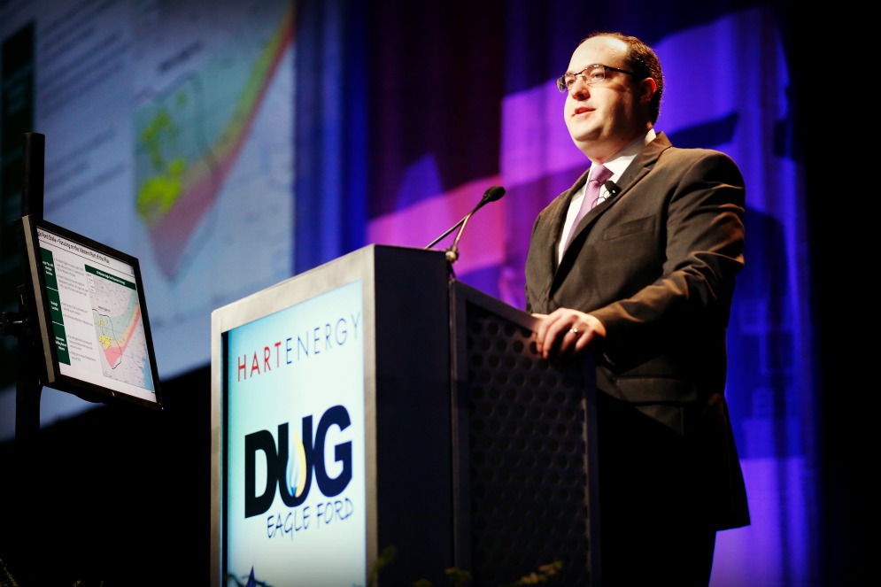 Chris Heinson speaking at Hart Energy’s DUG Eagle Ford conference and exhibition in San Antonio in November 2017. (Source: Hart Energy)