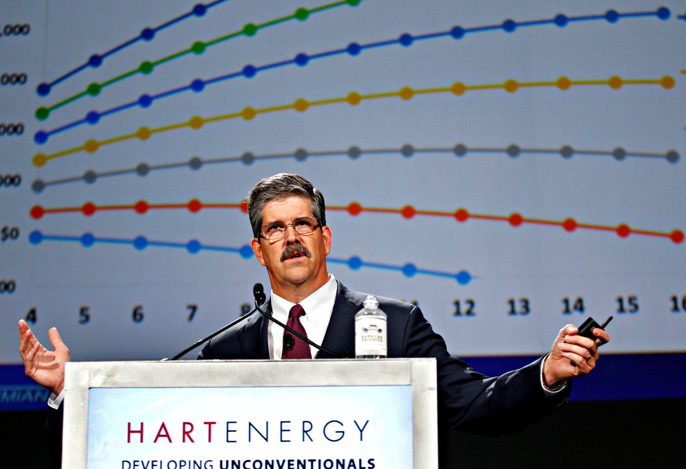 Steve Gray speaking at Hart Energy’s 10th annual DUG Permian Basin conference at the Fort Worth Convention Center in 2015. (Source: Hart Energy)