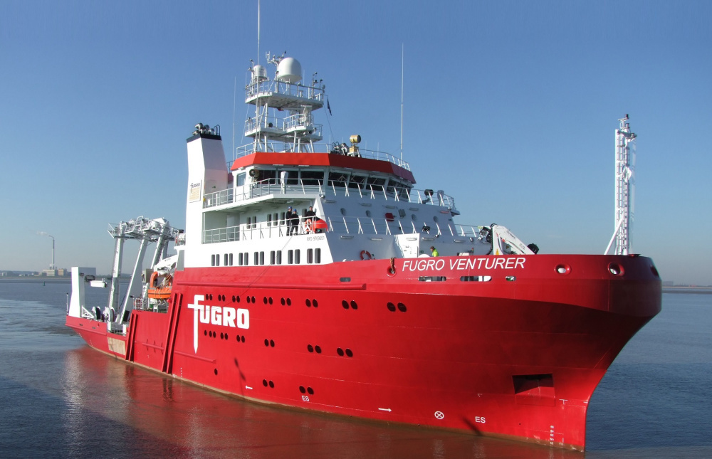 Hart Energy August 2022 - Energy Transition in Motion - Fugro Venturer vessel
