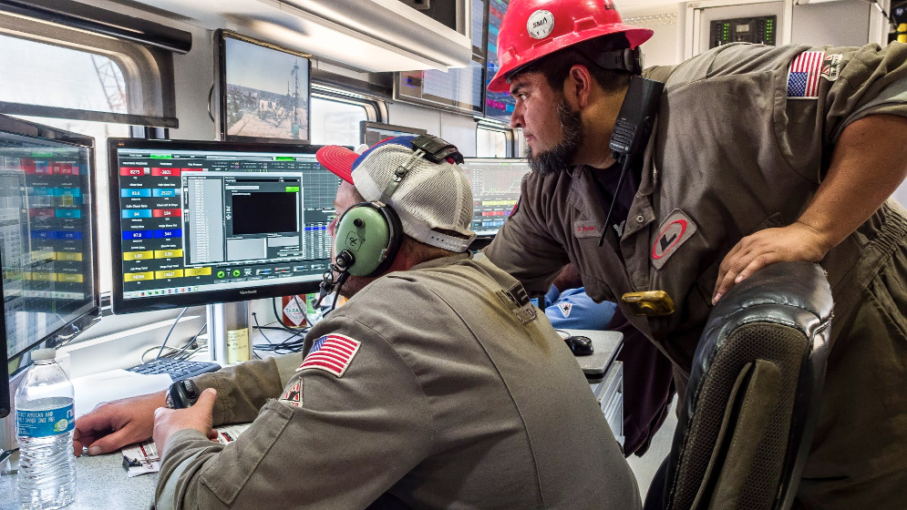 Inside a data van’s “nucleus of operations,” oilfield service personnel monitor operations in the Denver-Julesburg Basin. (Source: Liberty Oilfield Services Inc.)