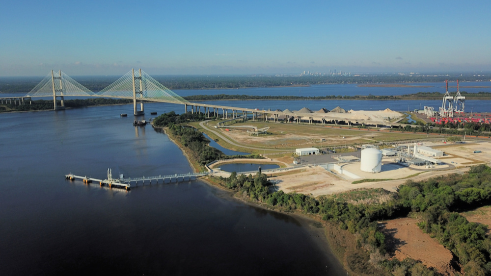 Oil and Gas Investor December 2021 Cover Story - JAX LNG Near Jacksonville Florida
