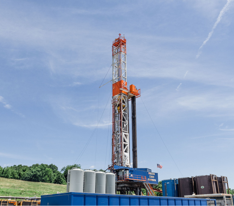 Shale 2022 - Top Players Rystad Energy Report - EQT Corp Greene County drilling rig image