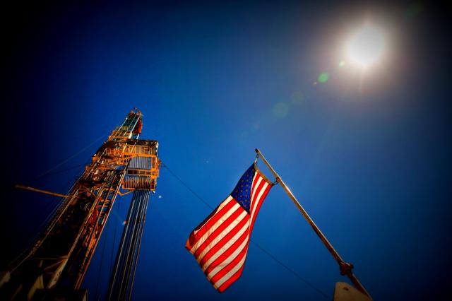 US Oil Production To Hit New Record In 2020, EIA Says
