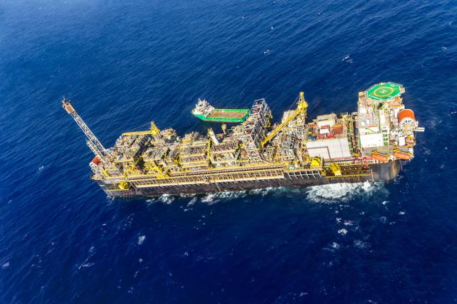 FPSO P-67 operates in the Lula presalt oil field offshore Brazil. (Source: André Motta/Petrobras)