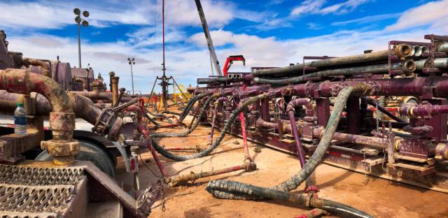 Growing frac demand could lead to a tighter market for hydraulic horsepower this year. (Source: Anton Foltin/Shutterstock.com)