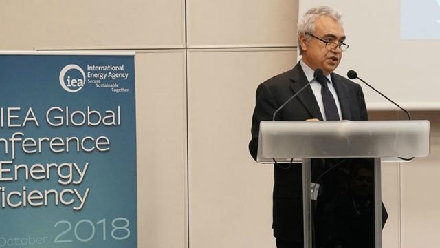 IEA’s Climate Models Criticized As Too Fossil-Fuel Friendly