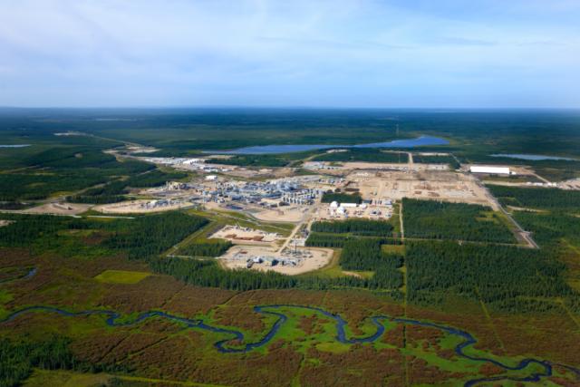 Located on the Cold Lake Air Weapons Range, Cenovus Energy’s Foster Creek oil sands project uses steam-assisted gravity drainage to drill wells, inject steam at a low pressure and pump oil to the surface. (Source: Cenovus Energy)