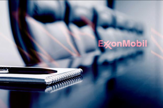 Exxon Mobil Names Activist Investor Jeff Ubben to Board amid Energy Transition Push