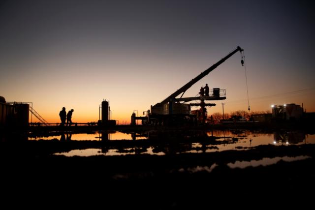 Oil Hedges to Crimp US Shale Producers’ First-quarter Profit