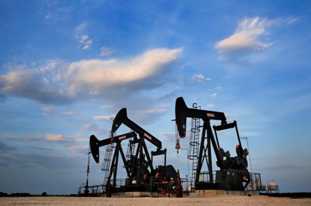 What’s Affecting Oil Prices This Week? (May 24, 2021)