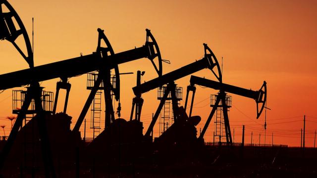 What’s Affecting Oil Prices This Week? (Jan. 4, 2022)