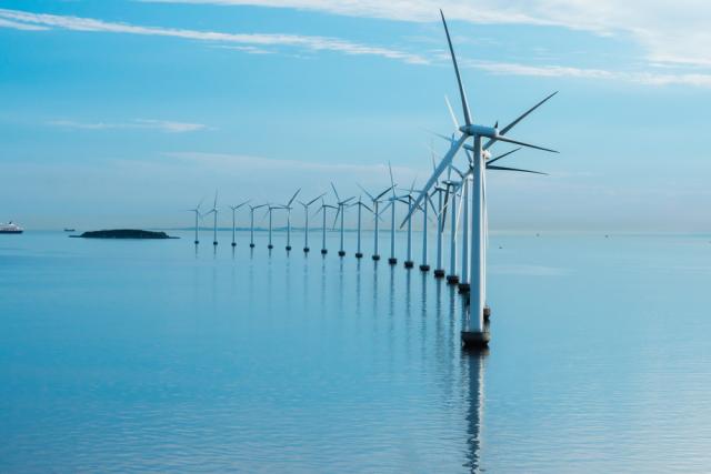 accelerate the deployment of offshore wind