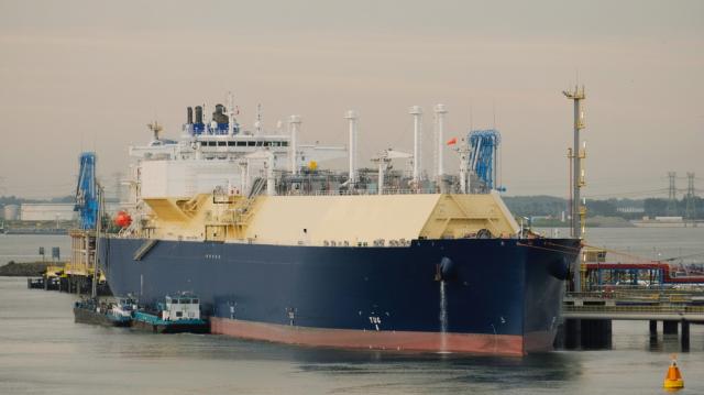 KKR Buys 42% Stake in Sempra’s Port Arthur LNG Project