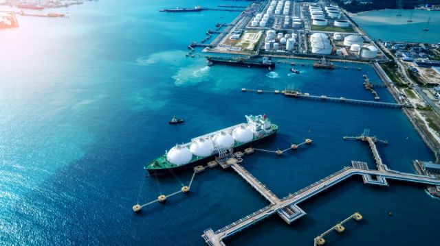 Capital Product Partners to Sell Cargo Fleet, Focus on LNG Shipping