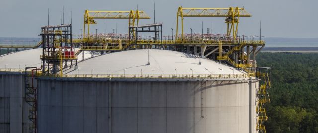 Report: Biden to Announce Delay on New LNG Export Terminal Approvals