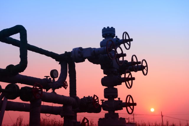 Imperial Oil Shuts Down Fuel Pipeline in Central Canada