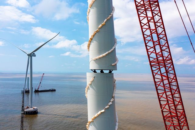 After Challenging Year, Which Way Will Offshore Wind Blow?