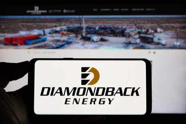 Diamondback Prices Senior Notes to Help Cover Endeavor Deal Cost