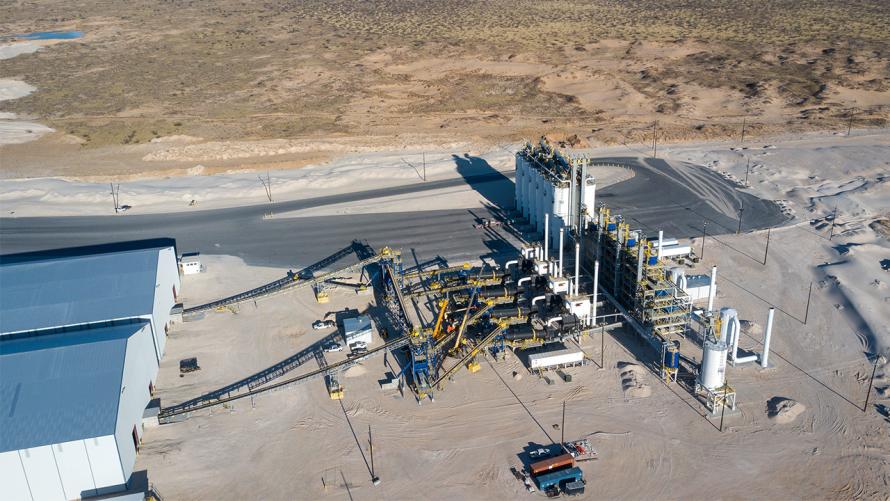 Sand mines are not created equal. Reserves quality, processing and loading equipment, and quality control are among the factors to consider when sourcing sand. (Courtesy of Wisconsin Proppants)