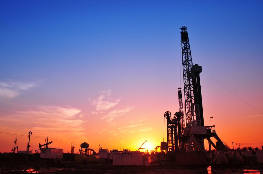 The rig count has been falling as U.S. oil and gas companies respond to lower oil prices by reducing capex. (Source: Shutterstock.com)