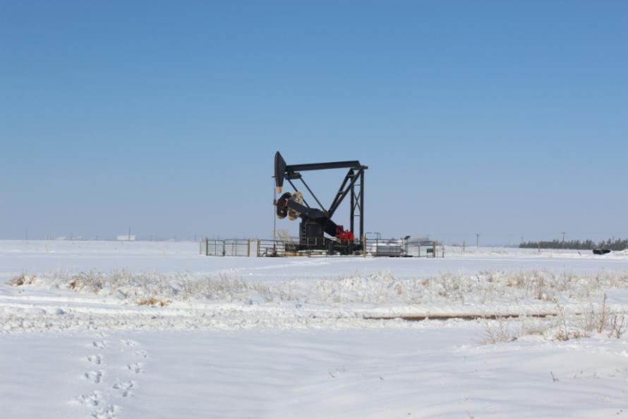 US Shale Could Face Weeks of Depressed Oil Production Due to Cold