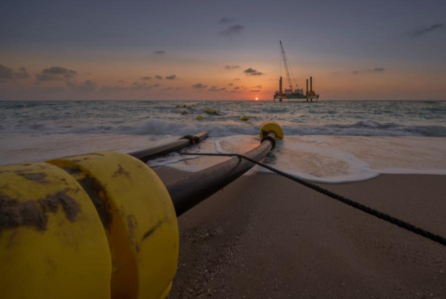 Gas drilling rig platform in Mediterranean sea, Israel